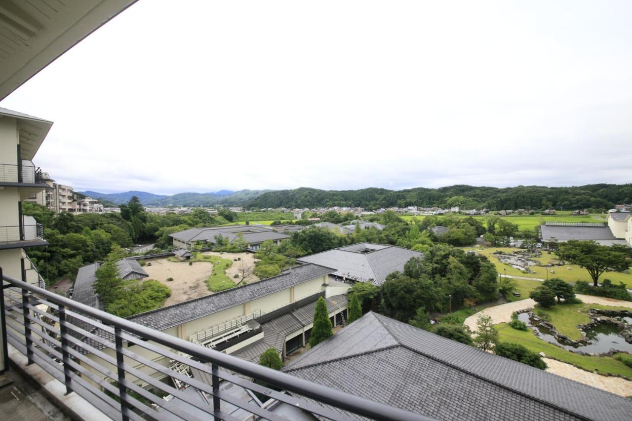 Hotel Yamashiro Onsen Miyabi No Yado Kaga Hyakumangoku Esterno foto