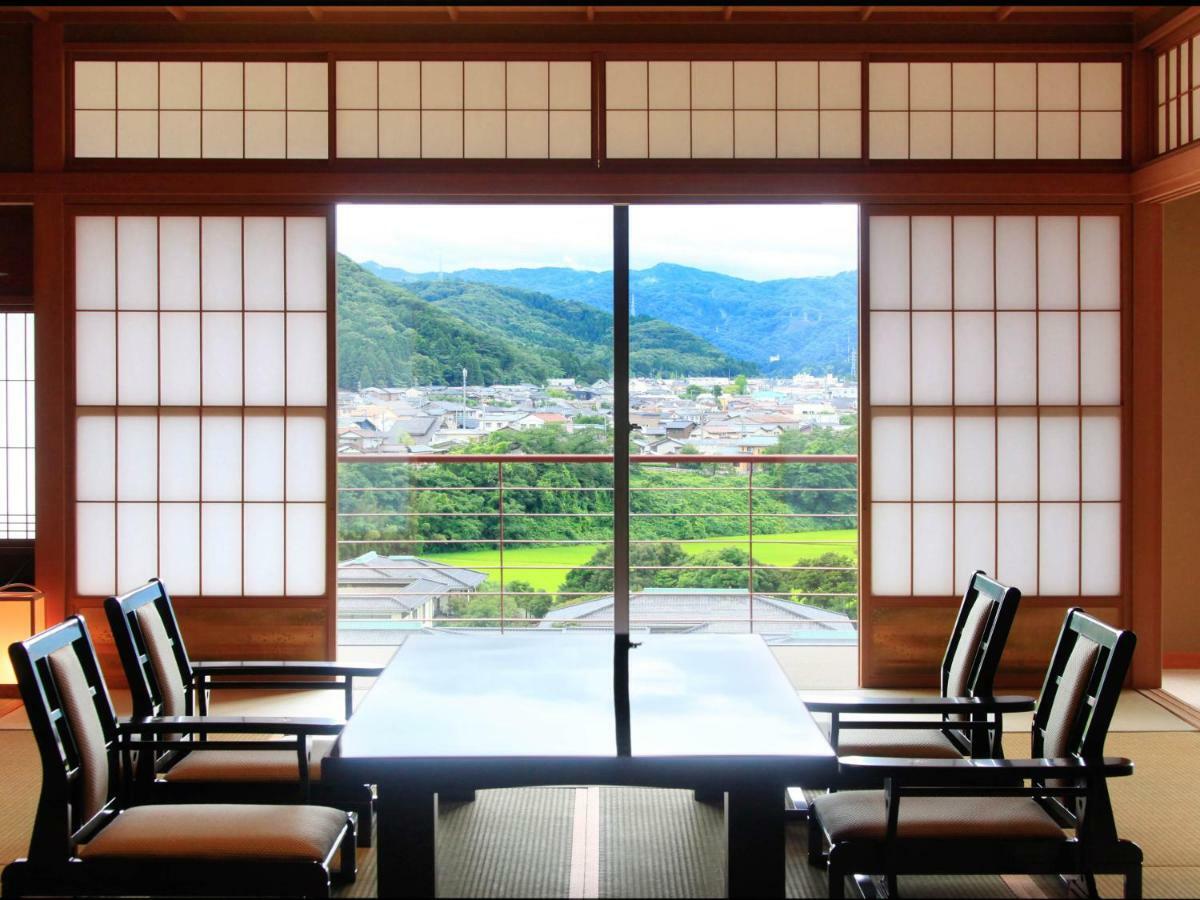 Hotel Yamashiro Onsen Miyabi No Yado Kaga Hyakumangoku Esterno foto