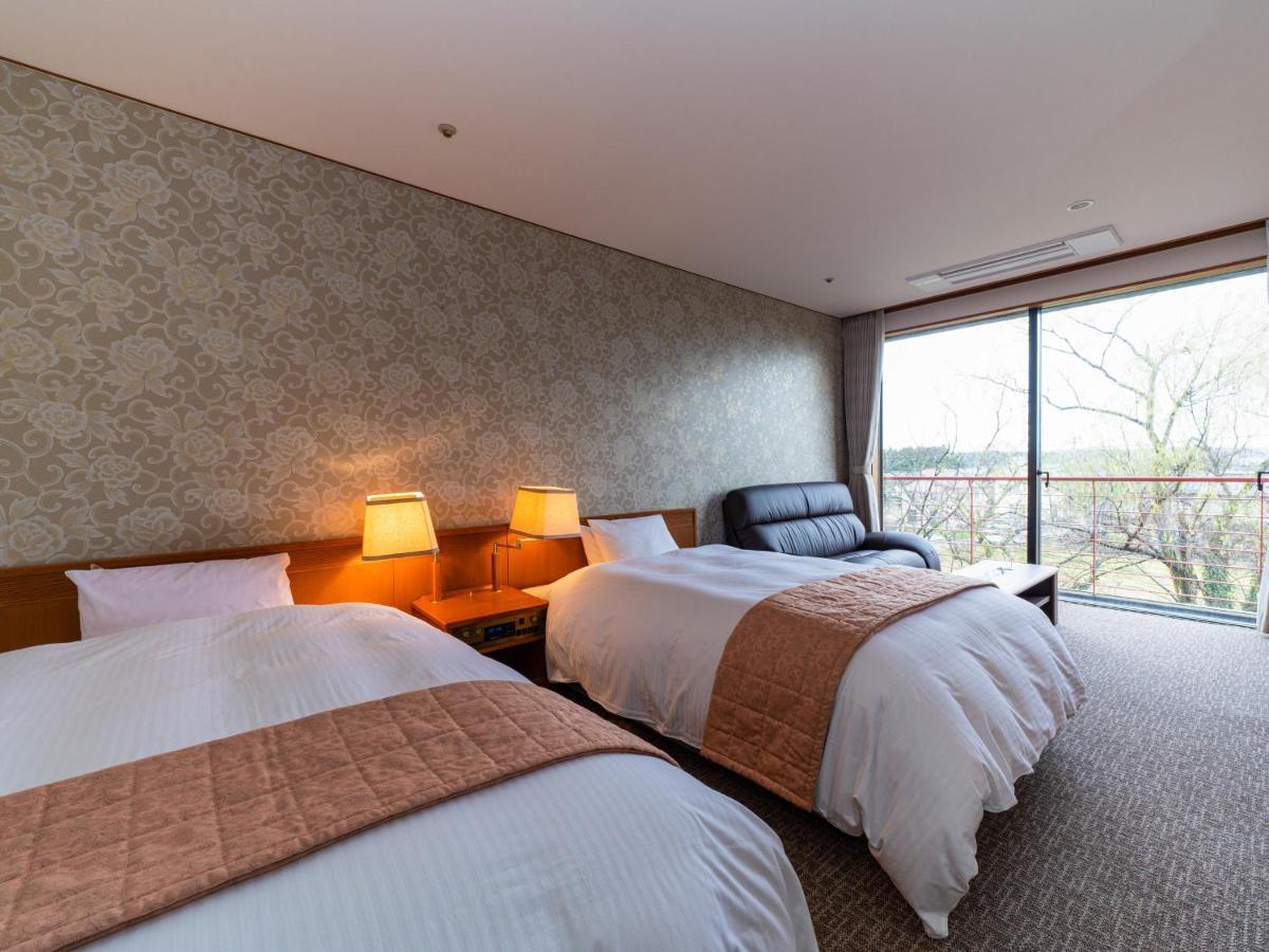 Hotel Yamashiro Onsen Miyabi No Yado Kaga Hyakumangoku Esterno foto