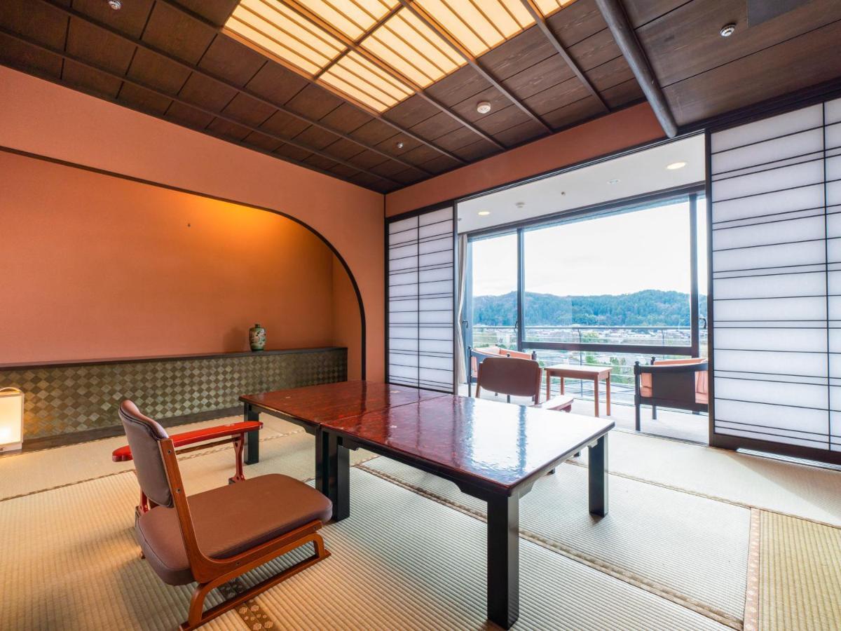 Hotel Yamashiro Onsen Miyabi No Yado Kaga Hyakumangoku Esterno foto